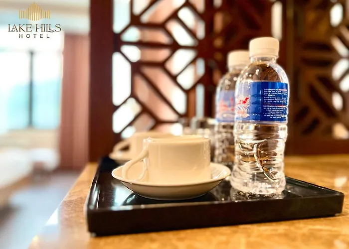 Hills Hotel Hạ Long