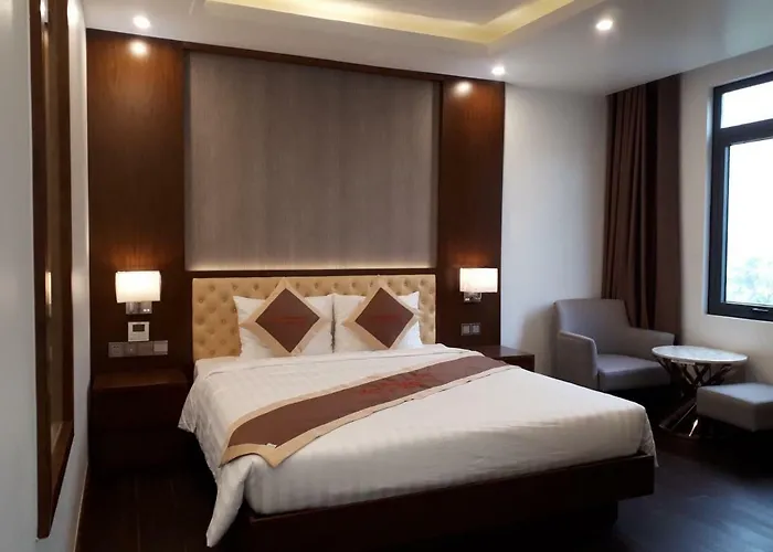 Hills Hotel Hạ Long
